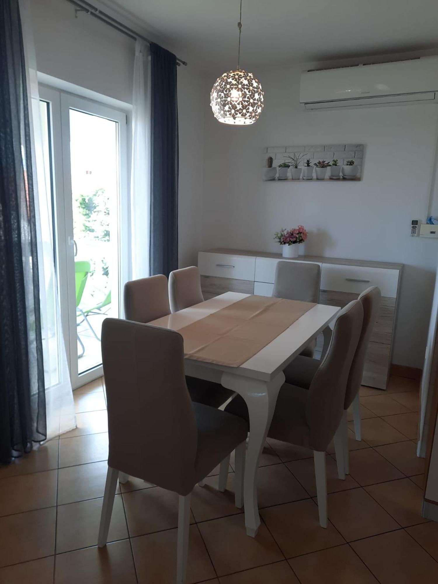 Apartman Mila Novi Vinodolski Eksteriør billede